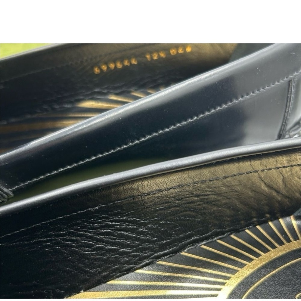 Gucci gold logo embellished leather loafers size 12.5 made in
Italy - Picture 7 of 8